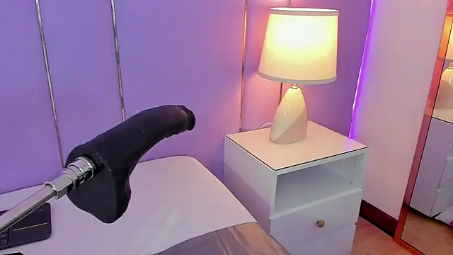 Snapshot of SophyRuiz_ chatting on November 13, 2025, 11:58 am SophyRuiz online show from November 13, 2025, 11:58 am