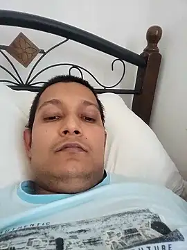 daddylove87 online show from September 18, 2025, 1:36 pm