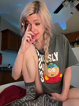 Snapshot of propertyofdaddy chatting on February 25, 2026, 9:58 pm propertyofdaddy online show from February 25, 2026, 9:58 pm