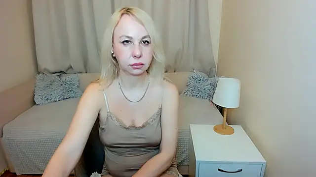 Anny Jey  online show from March 6, 2026, 7:53 pm