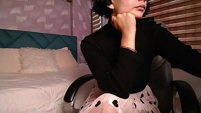 Moony 14 online show from March 4, 2025, 12:55 pm