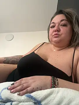 MikyVesela online show from March 5, 2026, 8:33 am