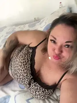 MikyVesela online show from April 12, 2026, 8:06 am