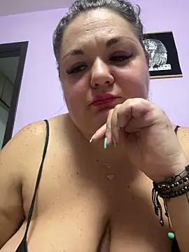 Snapshot of MikyVesela chatting on November 30, 2025, 7:14 pm MikyVesela online show from November 30, 2025, 7:14 pm