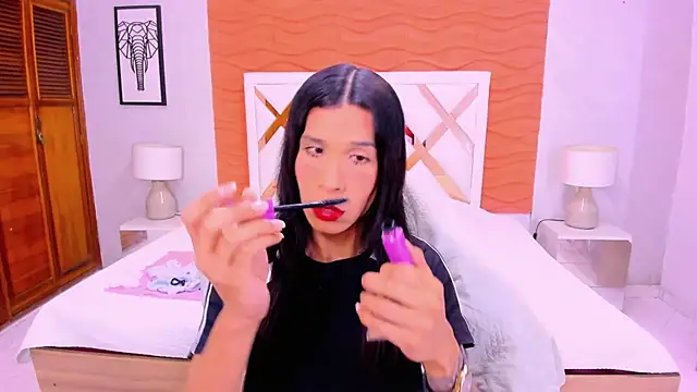 Snapshot of SaraSofia44 chatting on June 18, 2026, 8:36 pm SaraSofia44 online show from June 18, 2026, 8:36 pm