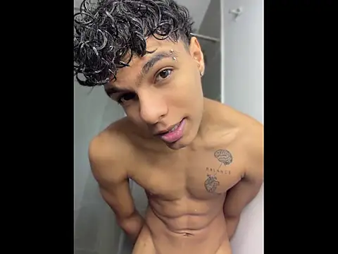 james dreams  online show from May 15, 2026, 11:36 pm