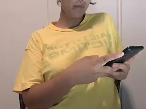 isabellalisa online show from February 11, 2025, 11:01 pm