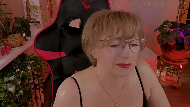 sugar vivien online show from March 15, 2026, 11:28 am