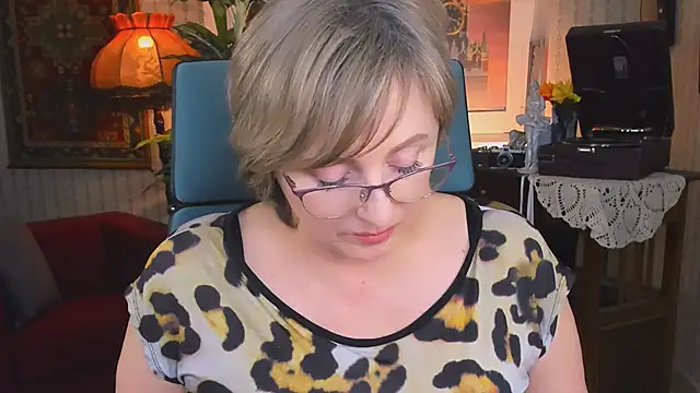 sugar vivien online show from February 5, 2025, 6:26 pm