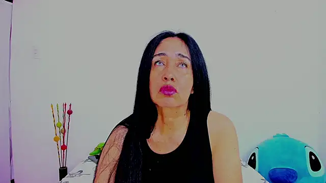 Snapshot of HorniestMilf chatting on February 8, 2026, 7:22 pm HorniestMilf online show from February 8, 2026, 7:22 pm