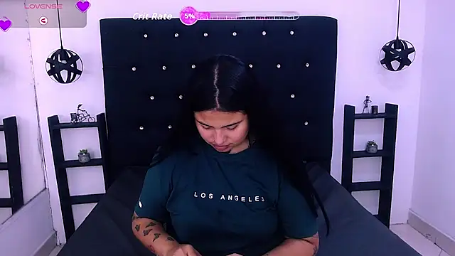 Mels  online show from October 7, 2025, 5:47 pm