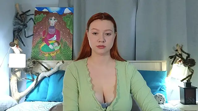 Snapshot of MileyMiller chatting on November 4, 2025, 9:35 am MileyMiller online show from November 4, 2025, 9:35 am