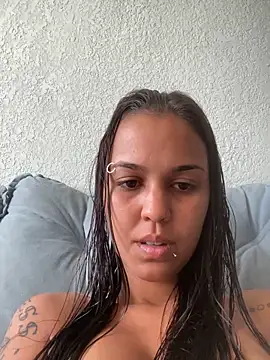 Snapshot of poliannaxx chatting on January 19, 2025, 9:02 pm poliannaxx online show from January 19, 2025, 9:02 pm