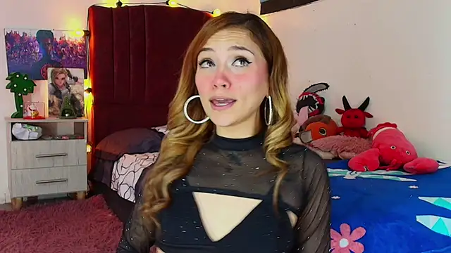 alisson zafiro  online show from October 15, 2025, 3:16 am