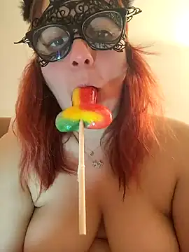 Snapshot of xxcatwomanxx chatting on February 11, 2025, 7:38 pm xxcatwomanxx online show from February 11, 2025, 7:38 pm