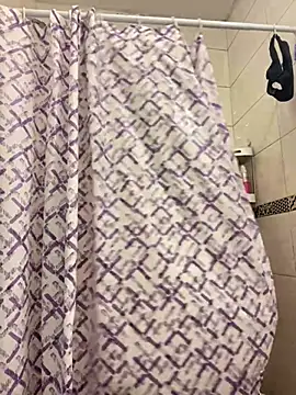 FlorBich online show from January 16, 2026, 11:09 pm