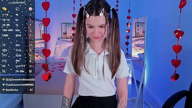 Snapshot of Lil_Amelie chatting on February 10, 2025, 4:47 pm Lil Amelie online show from February 10, 2025, 4:47 pm