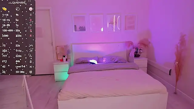 Snapshot of Lil_Amelie chatting on March 19, 2025, 7:07 am Lil Amelie online show from March 19, 2025, 7:07 am