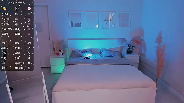 Snapshot of Lil_Amelie chatting on March 18, 2025, 7:12 am Lil Amelie online show from March 18, 2025, 7:12 am