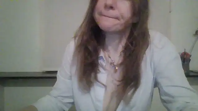 Snapshot of JasmineGlamour chatting on February 6, 2026, 12:50 am JasmineGlamour online show from February 6, 2026, 12:50 am