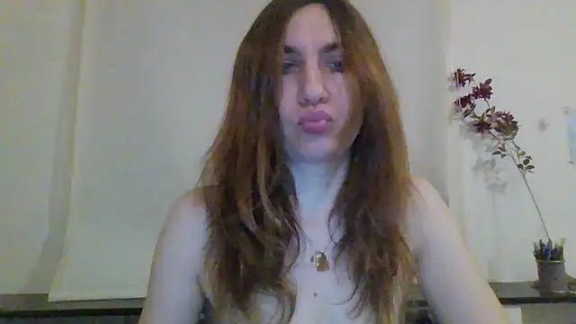 Snapshot of JasmineGlamour chatting on February 20, 2026, 5:15 am JasmineGlamour online show from February 20, 2026, 5:15 am