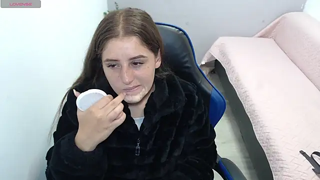 Snapshot of valerie_diaz1 chatting on February 23, 2026, 2:17 pm valerie diaz1 online show from February 23, 2026, 2:17 pm