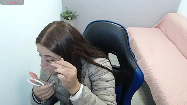 Snapshot of valerie_diaz1 chatting on February 12, 2026, 1:33 pm valerie diaz1 online show from February 12, 2026, 1:33 pm