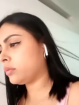 MelannyBell online show from February 10, 2025, 6:13 pm