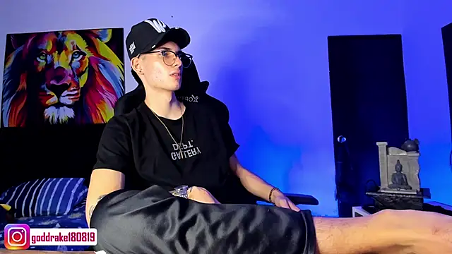 god drake online show from January 9, 2025, 3:34 pm