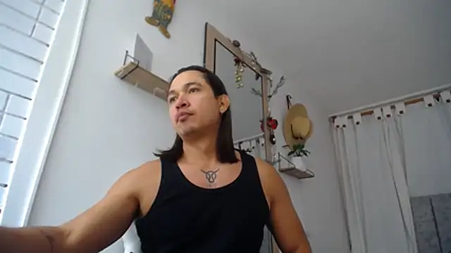 Valerioe online show from December 5, 2025, 1:32 pm