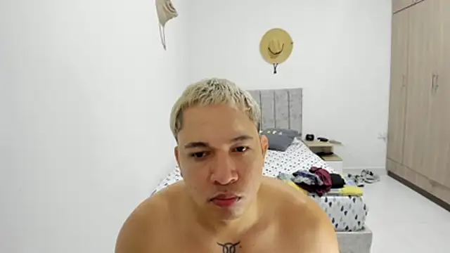 Valerioe online show from May 22, 2026, 3:54 pm