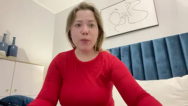 Embersweetbunny online show from March 2, 2025, 4:25 pm