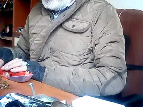 zormen355 online show from November 17, 2025, 1:04 pm