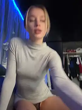 Snapshot of SSSATIVA_model chatting on March 12, 2025, 1:14 am SSSATIVA model online show from March 12, 2025, 1:14 am