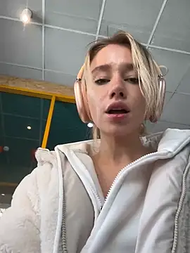 Snapshot of SSSATIVA_model chatting on March 1, 2025, 2:26 am SSSATIVA model online show from March 1, 2025, 2:26 am