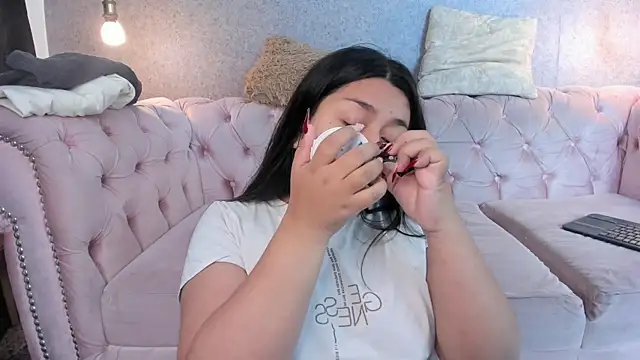 grace77   online show from October 10, 2025, 9:43 am