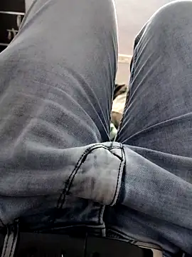 SplitPrestige19 online show from December 14, 2025, 2:00 pm