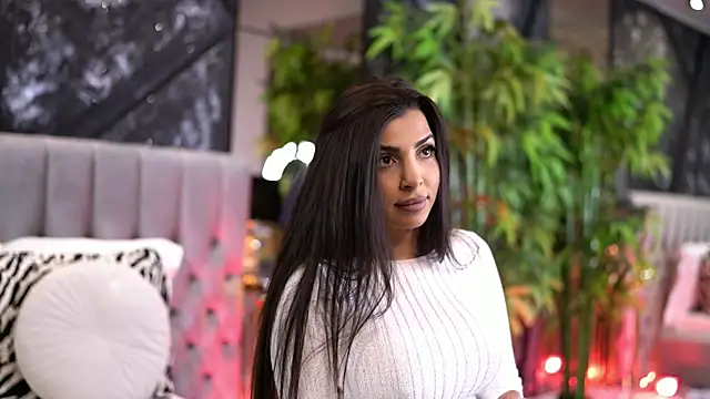 NicoleCellini online show from December 21, 2025, 7:26 pm