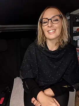 Snapshot of Jade_Emeraud chatting on November 27, 2025, 8:53 pm Jade Emeraud online show from November 27, 2025, 8:53 pm