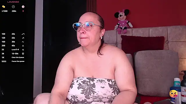 Natasha26  online show from September 30, 2025, 7:20 pm