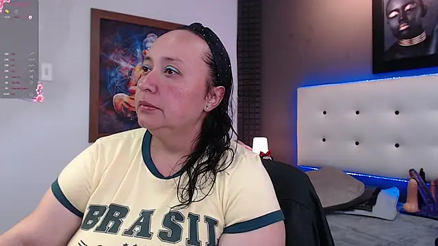 Natasha26  online show from March 12, 2025, 7:04 pm