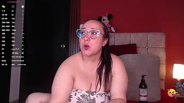 Natasha26  online show from September 23, 2025, 7:10 pm