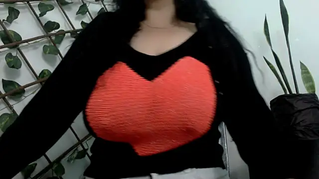 Donniia online show from January 12, 2025, 1:05 pm