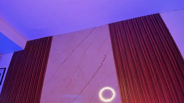 Emiilycollins online show from October 29, 2025, 1:26 am