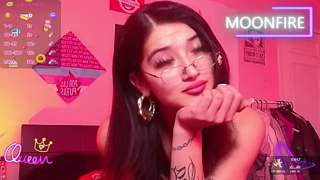 moonfiredancer online show from April 23, 2026, 12:29 pm