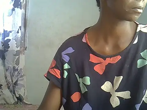 ElianeHot online show from May 20, 2026, 11:51 am