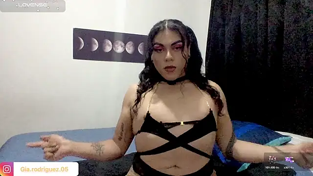 Snapshot of Ariana_Rodriguez_ chatting on July 7, 2026, 8:56 pm Ariana Rodriguez online show from July 7, 2026, 8:56 pm