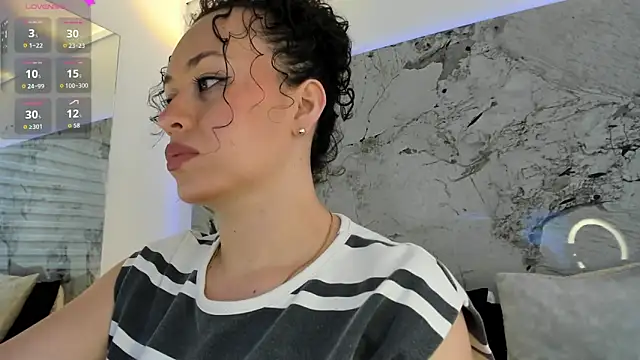 LIZ HOLMES online show from November 20, 2025, 12:06 pm