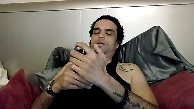 GForceSavage online show from November 8, 2025, 2:31 pm