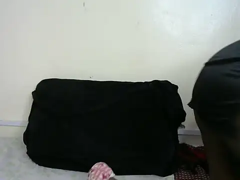 Snapshot of Rasta_tattooed chatting on October 8, 2025, 5:20 am Rasta tattooed online show from October 8, 2025, 5:20 am